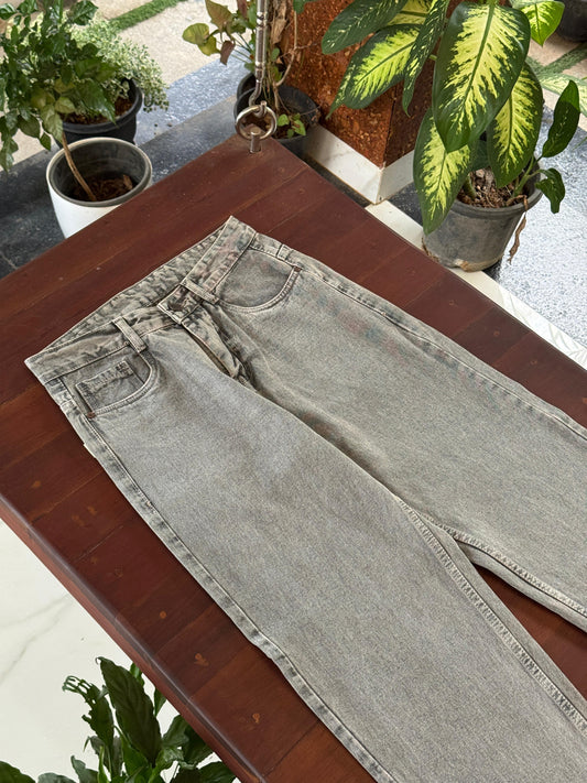 Moon Fit Zero Wash Jeans - Grey
