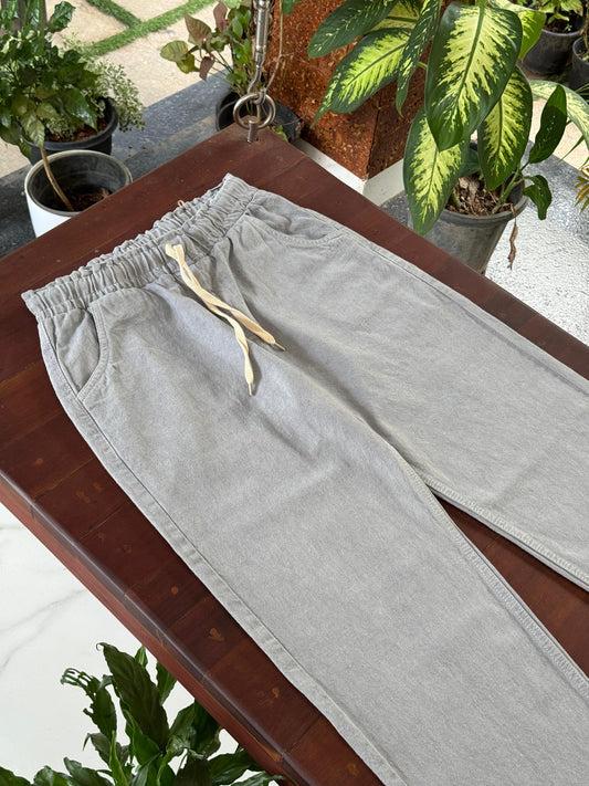 Moon Fit Elastic Waist Jeans - Light Grey