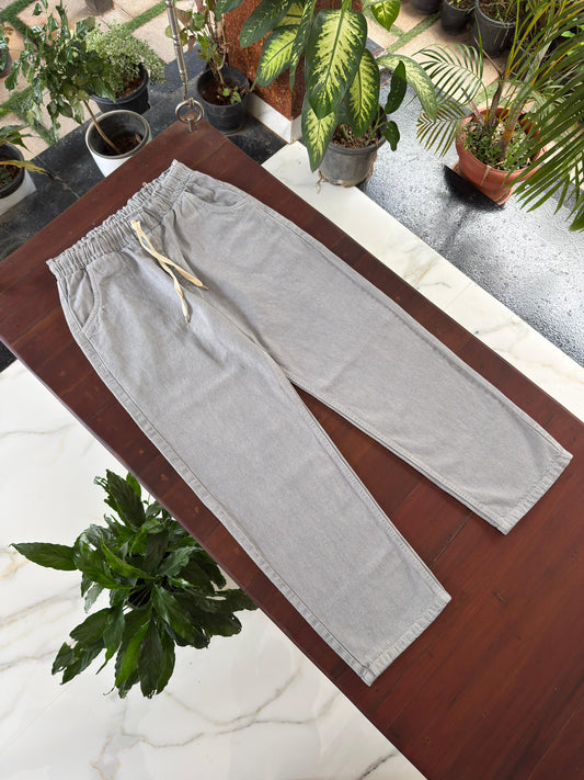 Moon Fit Elastic Waist Jeans - Light Grey