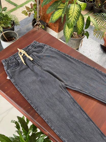 Moon Fit Elastic Waist Jeans - Faded Blue