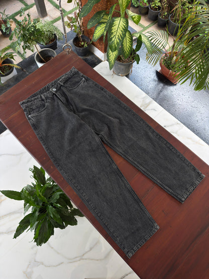 Moon Fit Zero Wash Jeans - Dark Grey