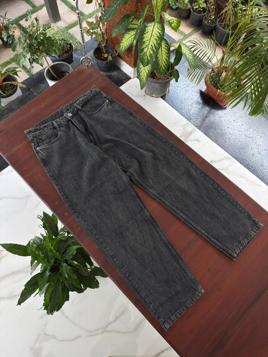 Moon Fit Zero Wash Jeans - Dark Grey